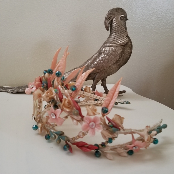 Handmade crown. - Picture 2 of 4